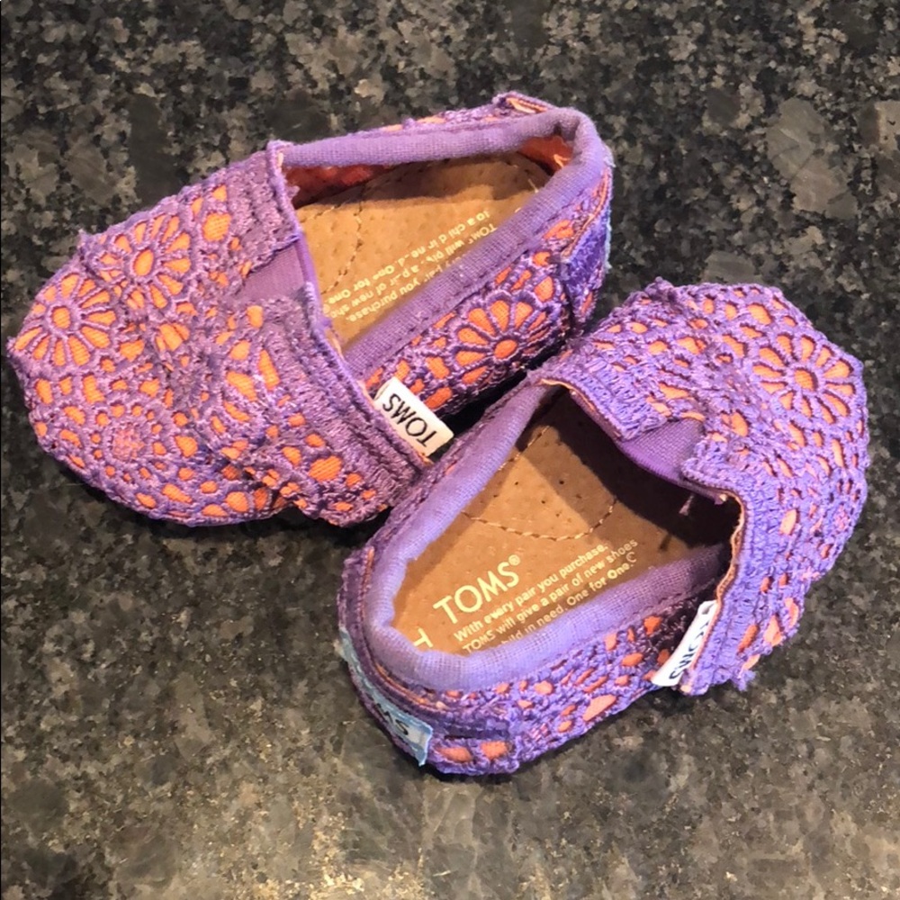 TOMS